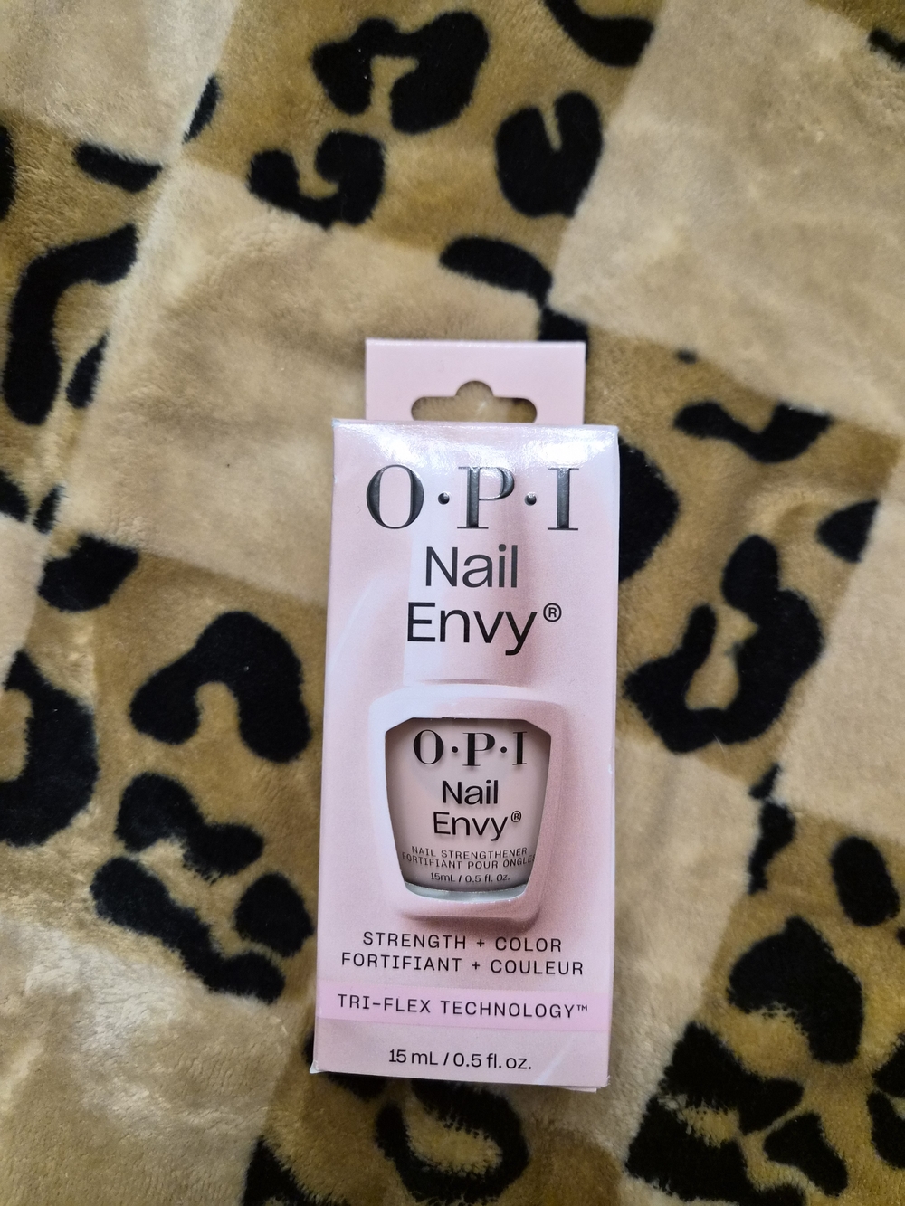 OPI Nail Envy Strength + Color - Soft Pink